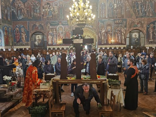 На Разпети петък не се яде и не се пие нищо.